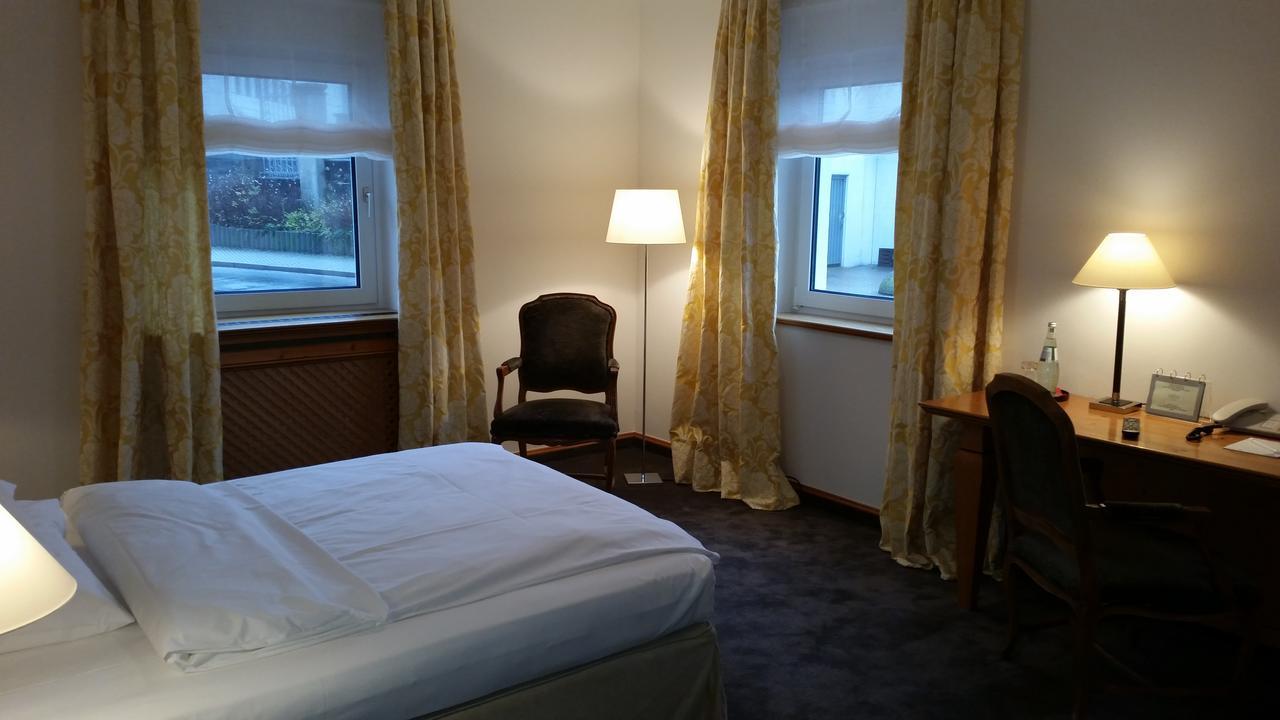 פורצהיים Kleines Hotel מראה חיצוני תמונה